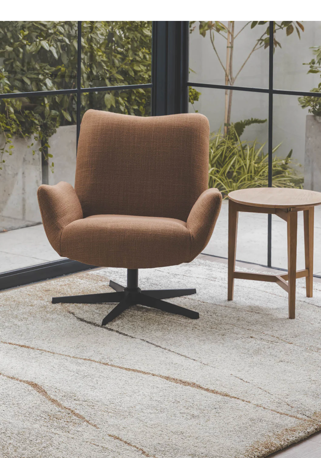 Richmond Swivel Chair