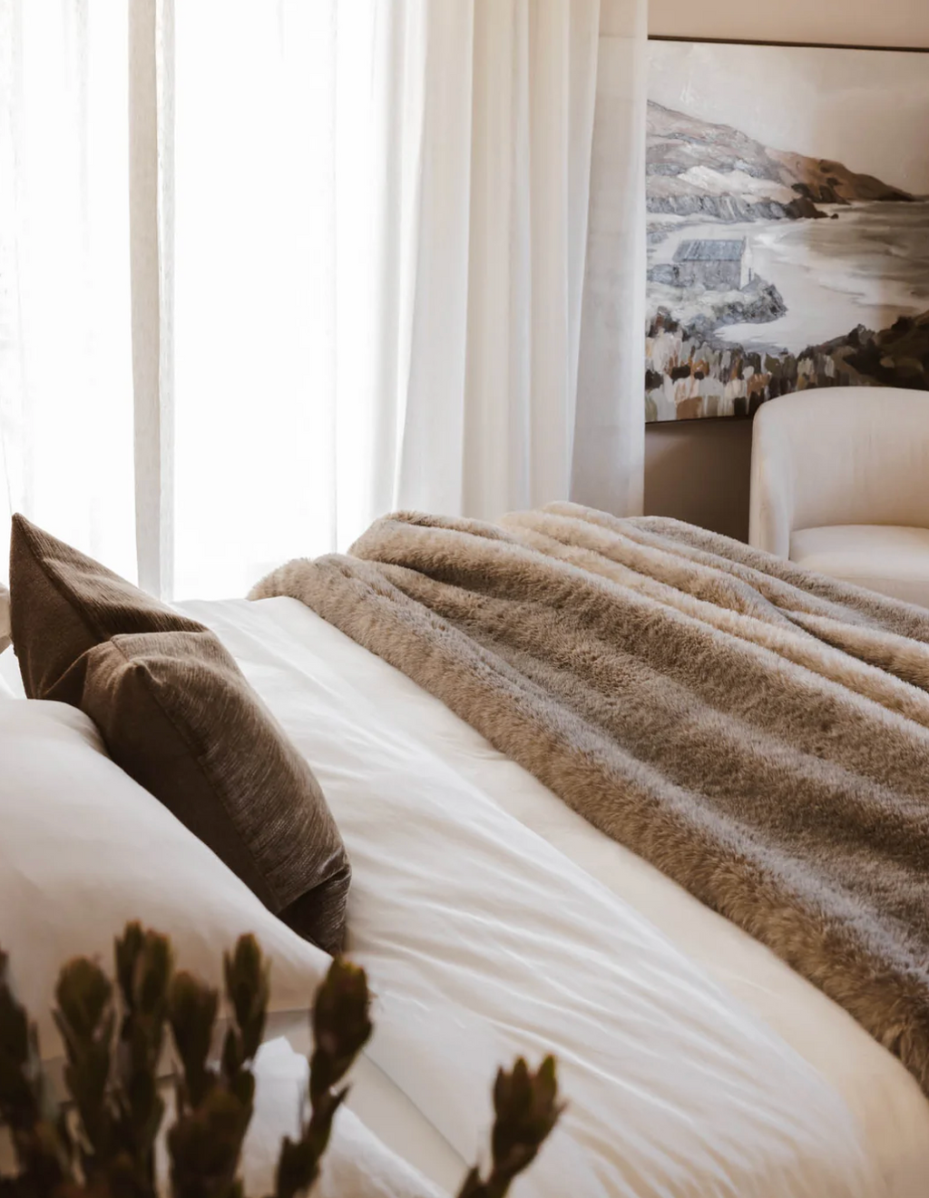Gobi Fur Throw in Saddle